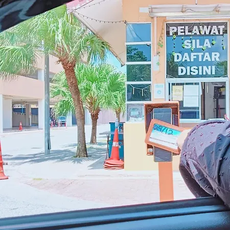 Sky Palace Kuala Terengganu Exterior photo